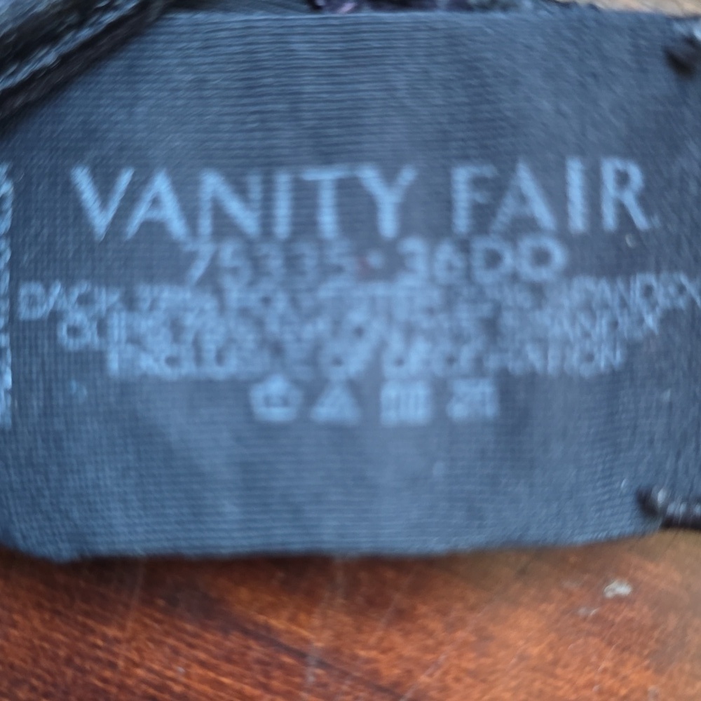 Vanity Fair Black Full Support Bra - Picture 2 of 2